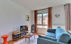 La Douce Parenthese - Studio With Garage - Lyon 4Th